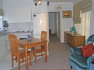 1 Bed Garden Cottage in Ferndale