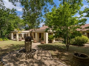 4 Bed House in Parel Vallei