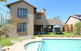 3 Bedroom Cluster in North Riding