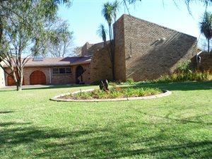 3 Bed House in Vanderbijlpark SW2