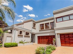 4 Bed House in Centurion Golf Estate