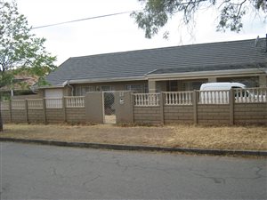 3 Bed House in Dawnview