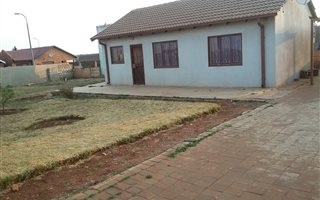3 Bedroom House in Villa Liza