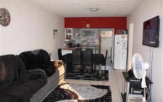 2 Bedroom Cluster in Wilro Park