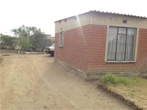 2 Bed House in Langaville