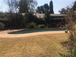 1 Bed Garden Cottage in Parktown North