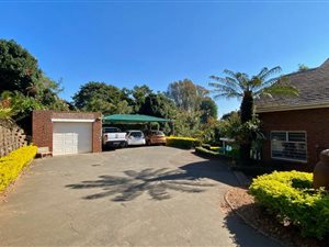 4 Bed House in Kloof