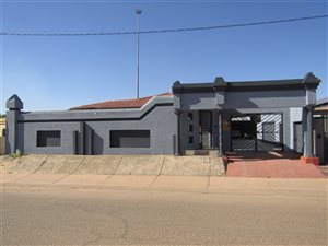 5 Bed House in Soshanguve