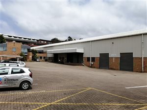 4211 m² Industrial space in Mahogany Ridge