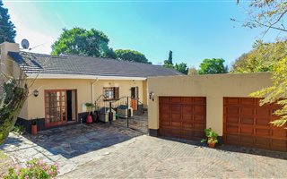 4 Bedroom House in Lombardy East