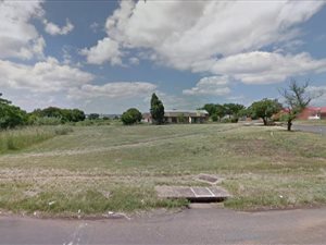 1038 m² Land available in Amajuba Park