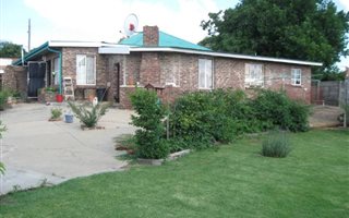 6 Bedroom House in Machadodorp