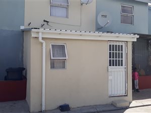 3 Bed House in Scottsdene