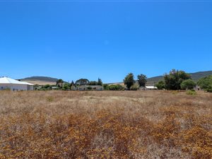 744 m² Land available in Redelinghuys