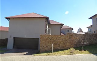 4 Bedroom Townhouse in Cedar Creek