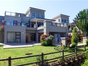 4 Bed Apartment in Palm Lakes Estate