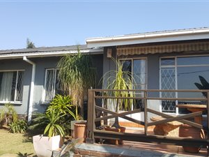 3 Bed House in Robertsham