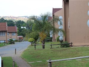 2 Bed Apartment in Alan Manor