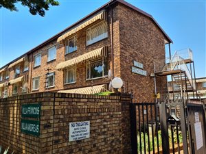 2 Bed Townhouse in Berton Park