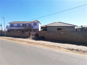 3 Bed House in Moroka
