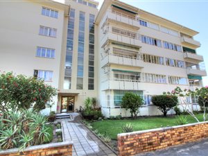 1 Bed Apartment in Paarl