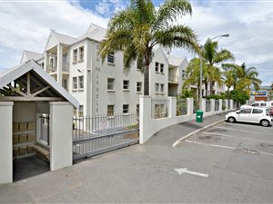 3 Bed Apartment in Durbanville Central