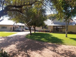 9.8 ha Farm in Kroondal