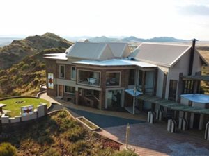1034 ha Farm in Philippolis
