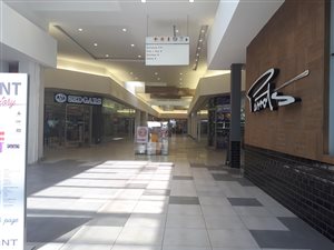 175 m² Retail Space in Jansen Park