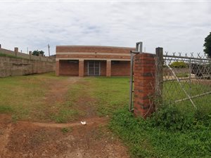 1112 m² Commercial space in Empangeni