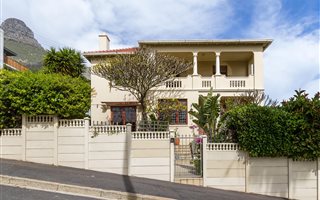 4 Bedroom House in Fresnaye