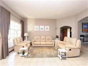 4 Bed House in Essexwold