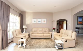 4 Bedroom House in Essexwold