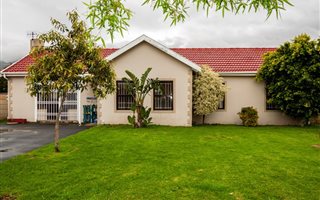 3 Bedroom House in Dobson