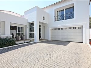 4 Bed House in Parktown
