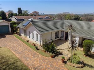 4 Bed House in Franklin Roosevelt Park