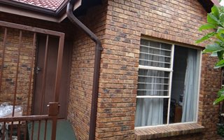 3 Bedroom House in Larrendale