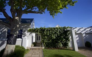 4 Bedroom House in Steenberg Estate