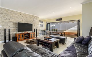 3 Bedroom House in Sonstraal Heights