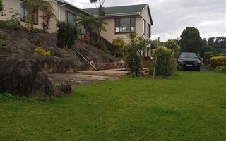 4 Bedroom House in Dawncliffe