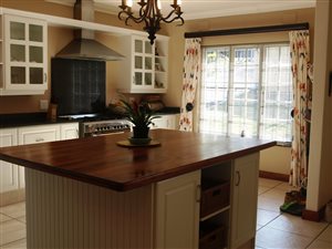 3 Bed House in Waterfall