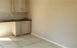1 Bedroom Apartment in Hadison Park