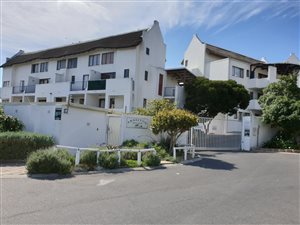 1 Bed Apartment in Melkbosstrand
