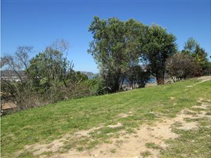 1674 m² Land available in Paradise