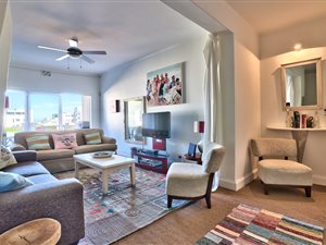 3 Bed Apartment in Bantry Bay
