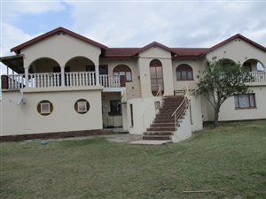 18 Bed House in Nagina