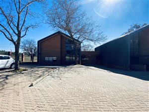 14 m² Commercial space in Tiegerpoort