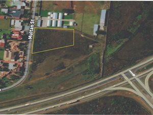 4763 m² Land available in Claudius