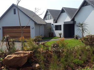 4 Bed House in Cotswold Downs Estate