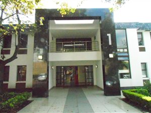 261 m² Office Space in Hyde Park